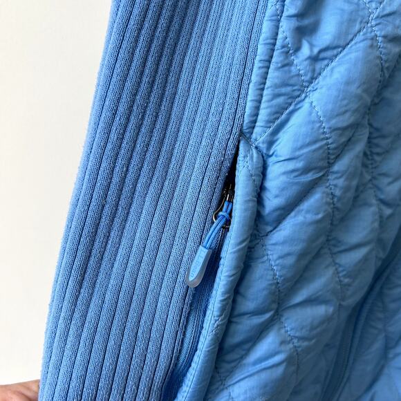 L.L. Bean Quilted Vest Size M Blue Fleece Lined Warm Winter Layering Outdoors - Picture 3 of 9